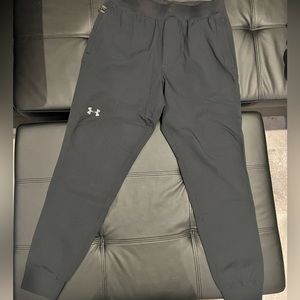 Brand new L Mens Under armour Pants